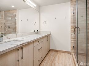 5616 California Avenue SW C, Seattle WA 98136