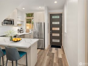 5616 California Avenue SW C, Seattle WA 98136