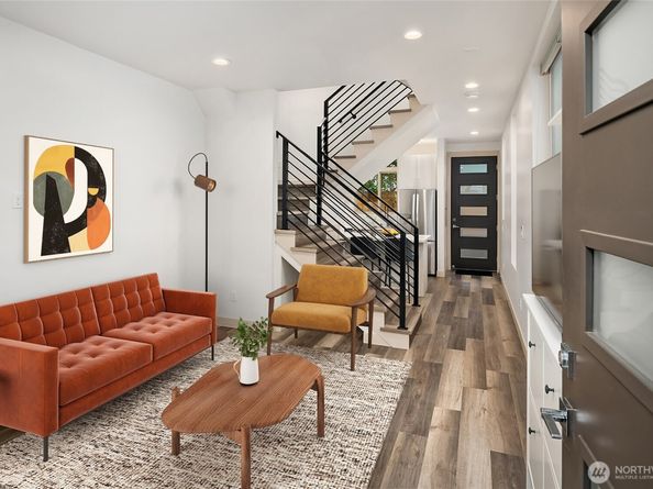 5616 California Street SW C, Seattle WA 98136