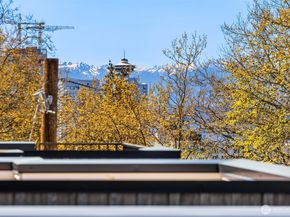 1733 17th Avenue, Seattle WA 98122