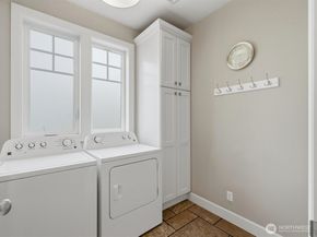 1040 6th Avenue S, Edmonds WA 98020