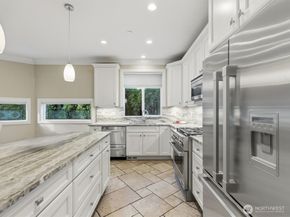 1040 6th Avenue S, Edmonds WA 98020