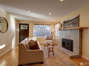 7943 31st Avenue SW, Seattle WA 98126