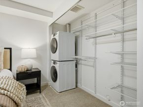 3661 Phinney Avenue N 107, Seattle WA 98103