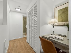 3661 Phinney Avenue N 107, Seattle WA 98103