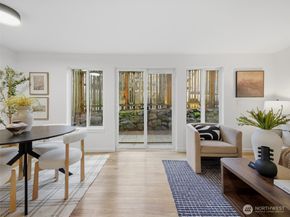 3661 Phinney Avenue N 107, Seattle WA 98103