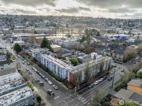 3661 Phinney Avenue N 107, Seattle WA 98103