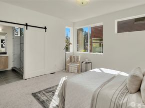 18526 Wallingford Avenue N B, Shoreline WA 98133