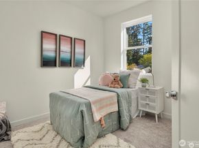 18526 Wallingford Avenue N B, Shoreline WA 98133