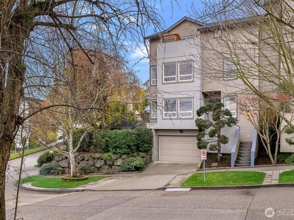 1203 5th Avenue N, Seattle WA 98109