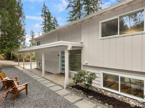 9280 NE Lovgreen Road, Bainbridge Island WA 98110