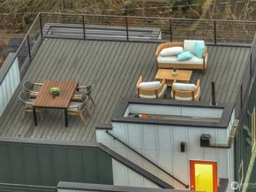 910 15th Avenue, Seattle WA 98122