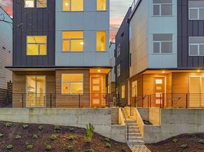 910 15th Avenue, Seattle WA 98122