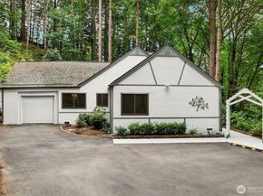 22651 SE 56th Street, Issaquah WA 98029