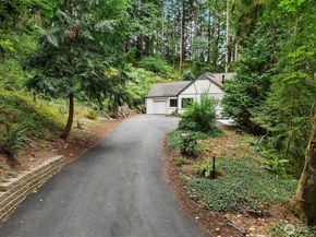 22651 SE 56th Street, Issaquah WA 98029