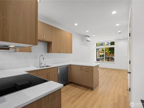 7009 9th Avenue NE, Seattle WA 98115