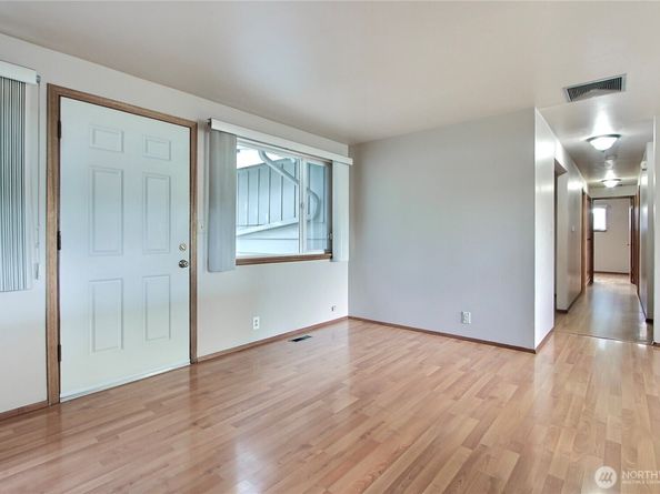 1415 S 303rd, Federal Way WA 98003