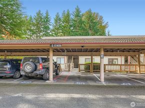 17419 119th Lane SE E31, Renton WA 98058