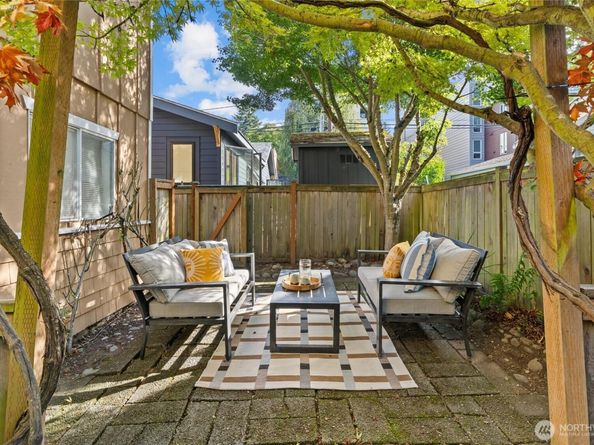 4321 SW Lander Street, Seattle WA 98116