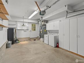 4321 SW Lander Street, Seattle WA 98116