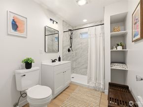 20325 24th Place W, Lynnwood WA 98036