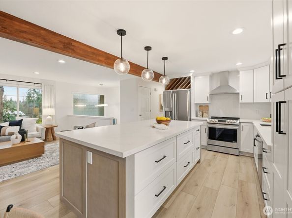 20325 24th Place W, Lynnwood WA 98036