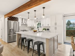 20325 24th Place W, Lynnwood WA 98036