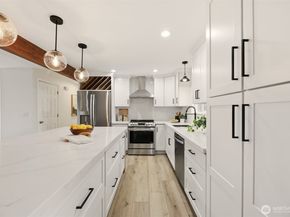 20325 24th Place W, Lynnwood WA 98036