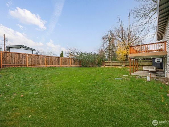 20325 24th Place W, Lynnwood WA 98036