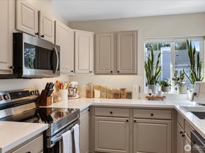 6515 134th Place SE J5, Snohomish WA 98296