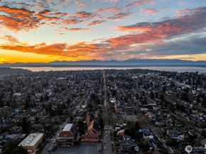 104 N 80th, Seattle WA 98103