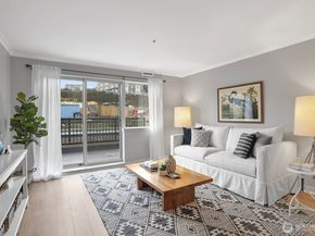 321 10th Avenue S 604, Seattle WA 98104