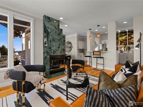 3513 S Leschi Place, Seattle WA 98144