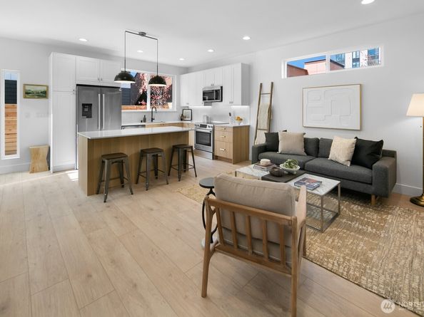 320 N 84th Street, Seattle WA 98103