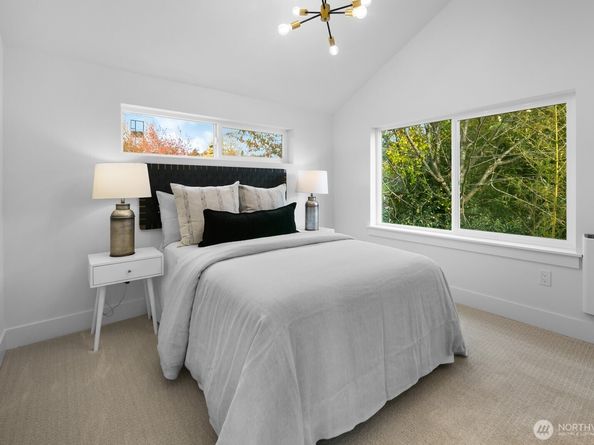 320 N 84th Street, Seattle WA 98103