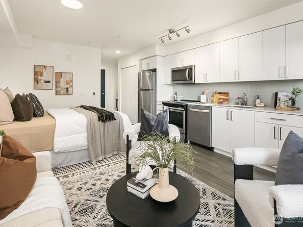 4609 Union Bay Place NE 551, Seattle WA 98105