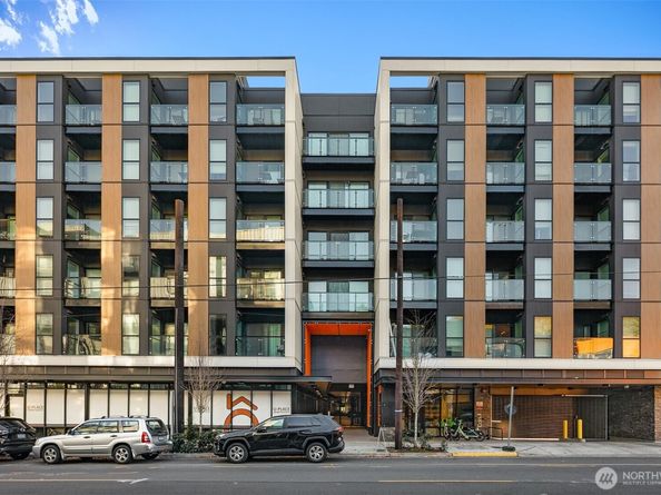 4609 Union Bay Place NE 551, Seattle WA 98105