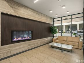 4609 Union Bay Place NE 551, Seattle WA 98105