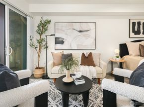 4609 Union Bay Place NE 551, Seattle WA 98105