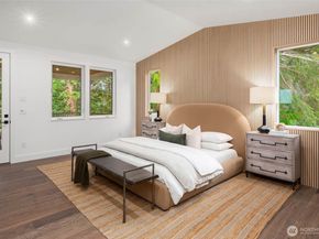 10620 NE 28th Place, Bellevue WA 98004