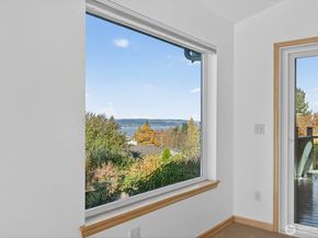 1902 Clover Place, Mukilteo WA 98275