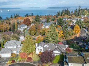1902 Clover Place, Mukilteo WA 98275