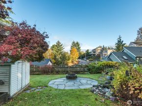 1902 Clover Place, Mukilteo WA 98275