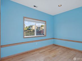 1902 Clover Place, Mukilteo WA 98275