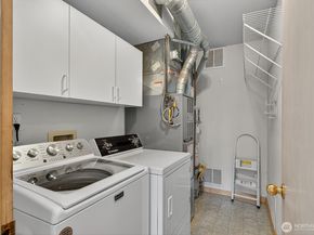 1902 Clover Place, Mukilteo WA 98275