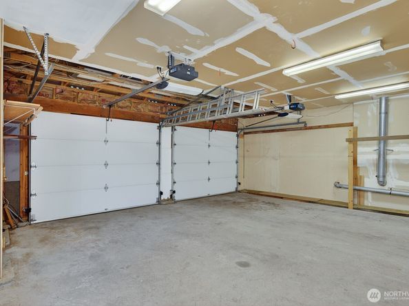 1902 Clover Place, Mukilteo WA 98275