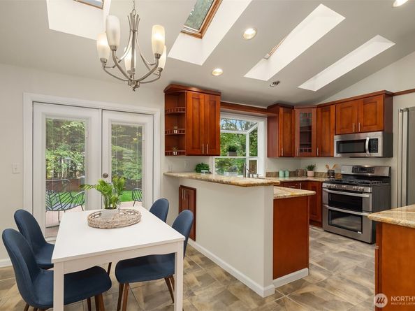 3013 230th Place NE, Sammamish WA 98074