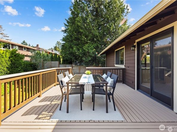6210 105th Avenue NE, Kirkland WA 98033