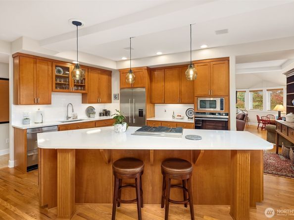 4411 NE 90th Street, Seattle WA 98115