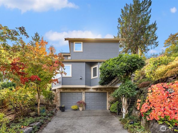 4411 NE 90th Street, Seattle WA 98115